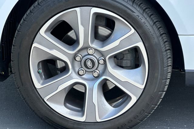 Used 2020 Land Rover Range Rover HSE AWD/4WD image 24