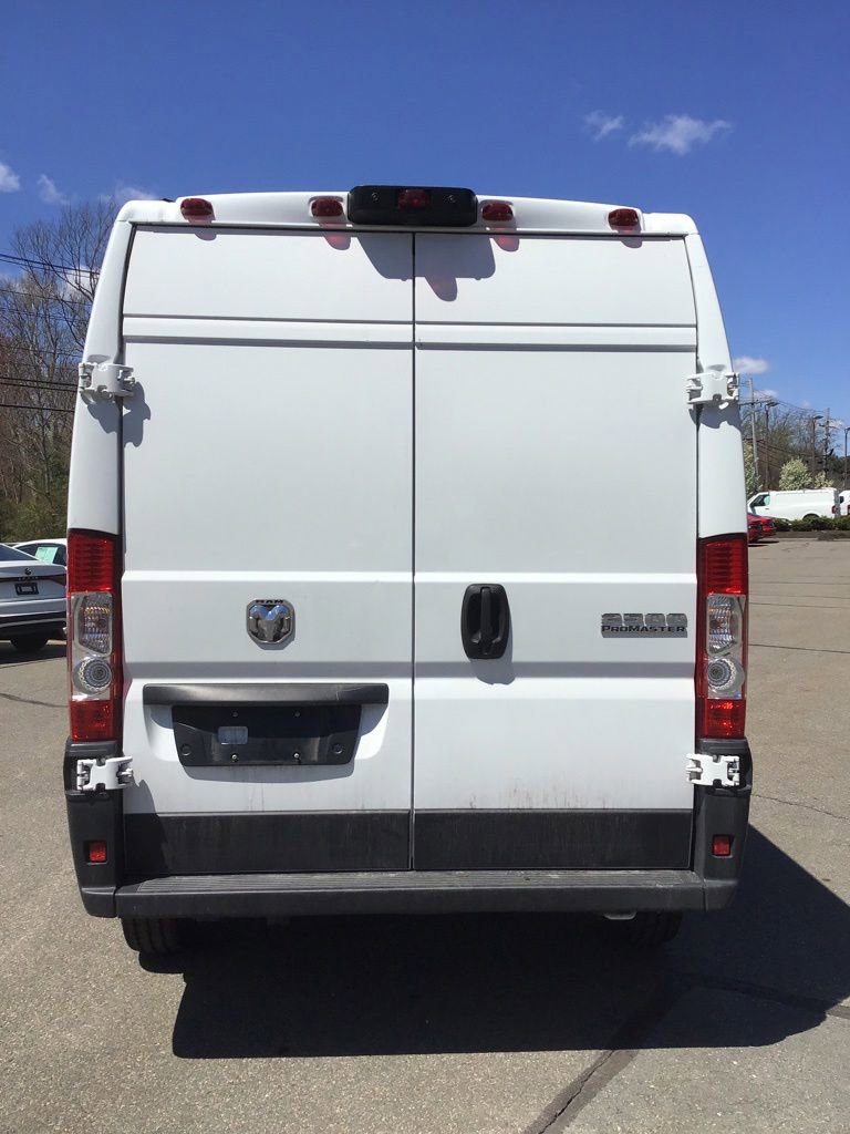 Used 2026 RAM ProMaster 2500 w/ Convenience Group FWD image 4