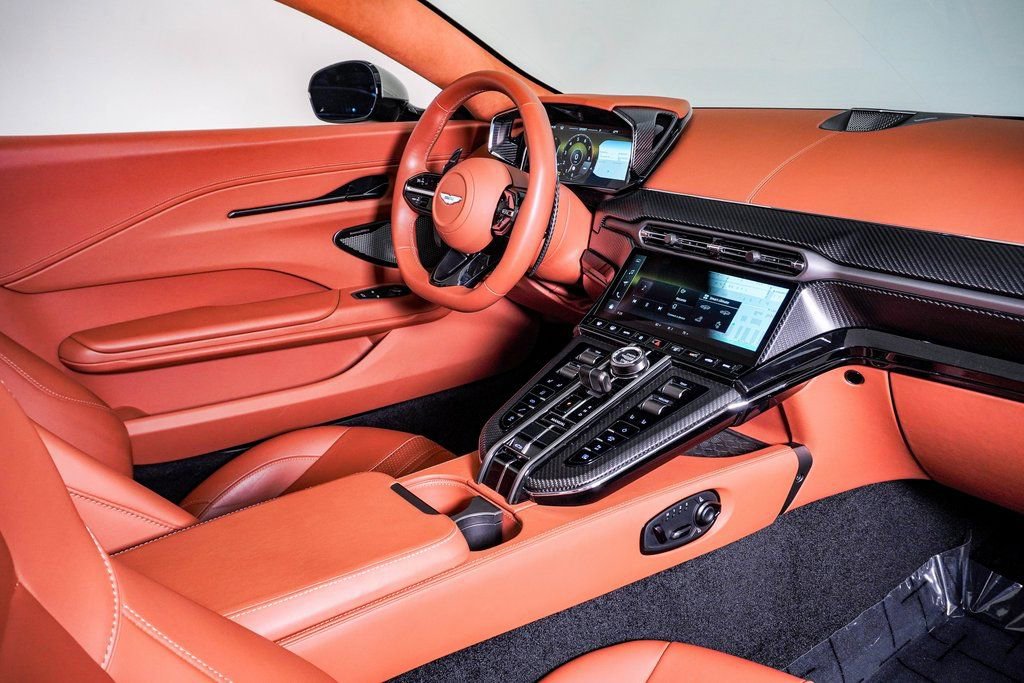 Used 2026 Aston Martin V8 Vantage Roadster image 18