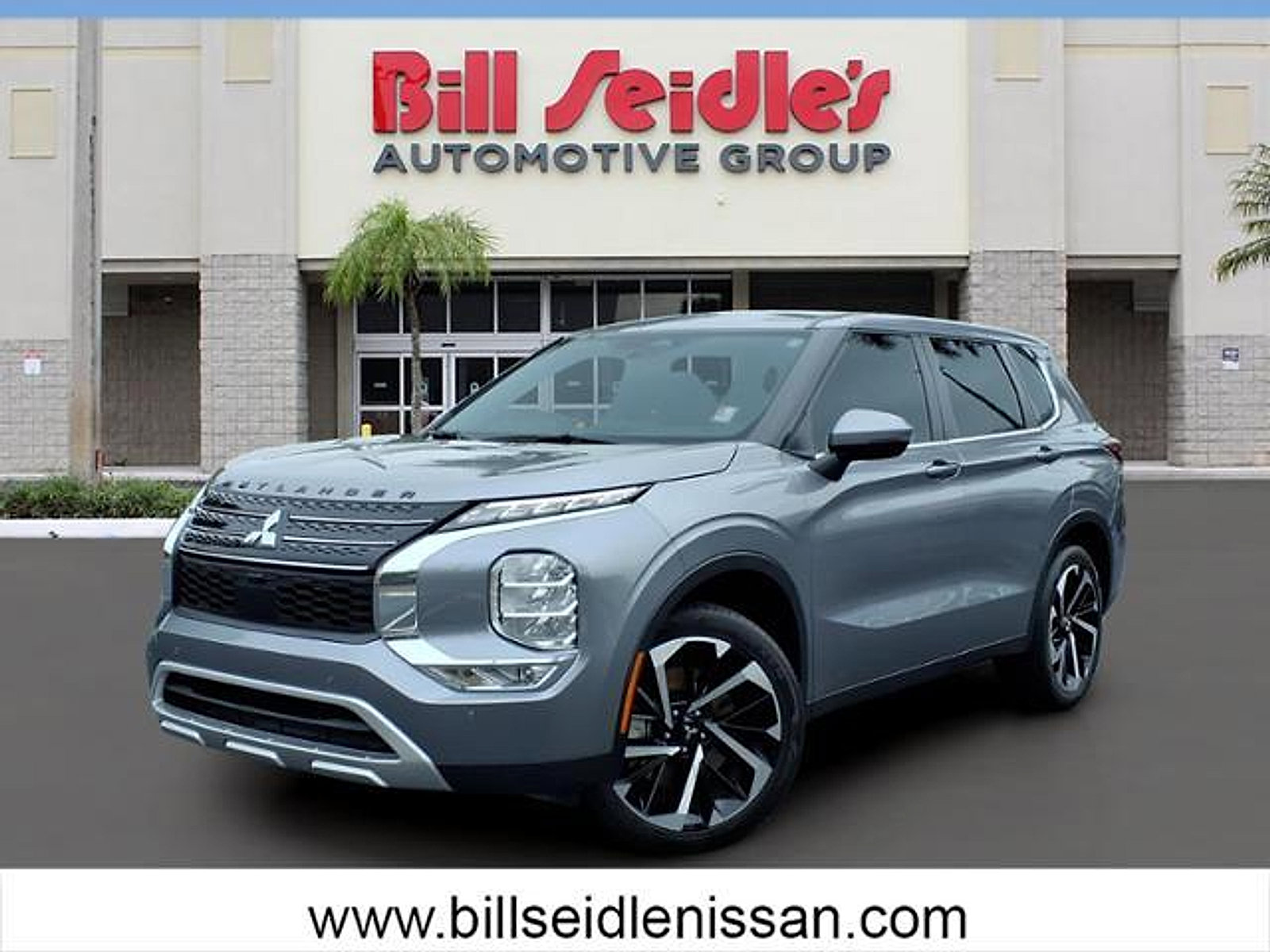 Used 2024 Mitsubishi Outlander SE