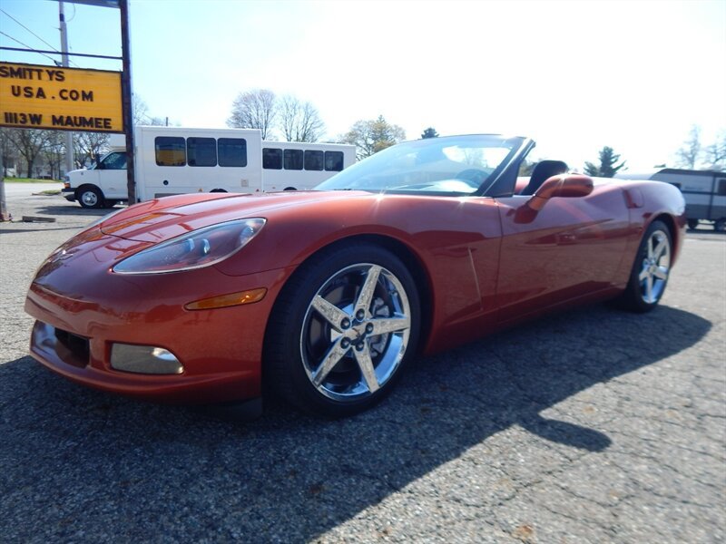 Used 2005 Chevrolet Corvette Convertible w/ Preferred Equipment Group RWD image 3