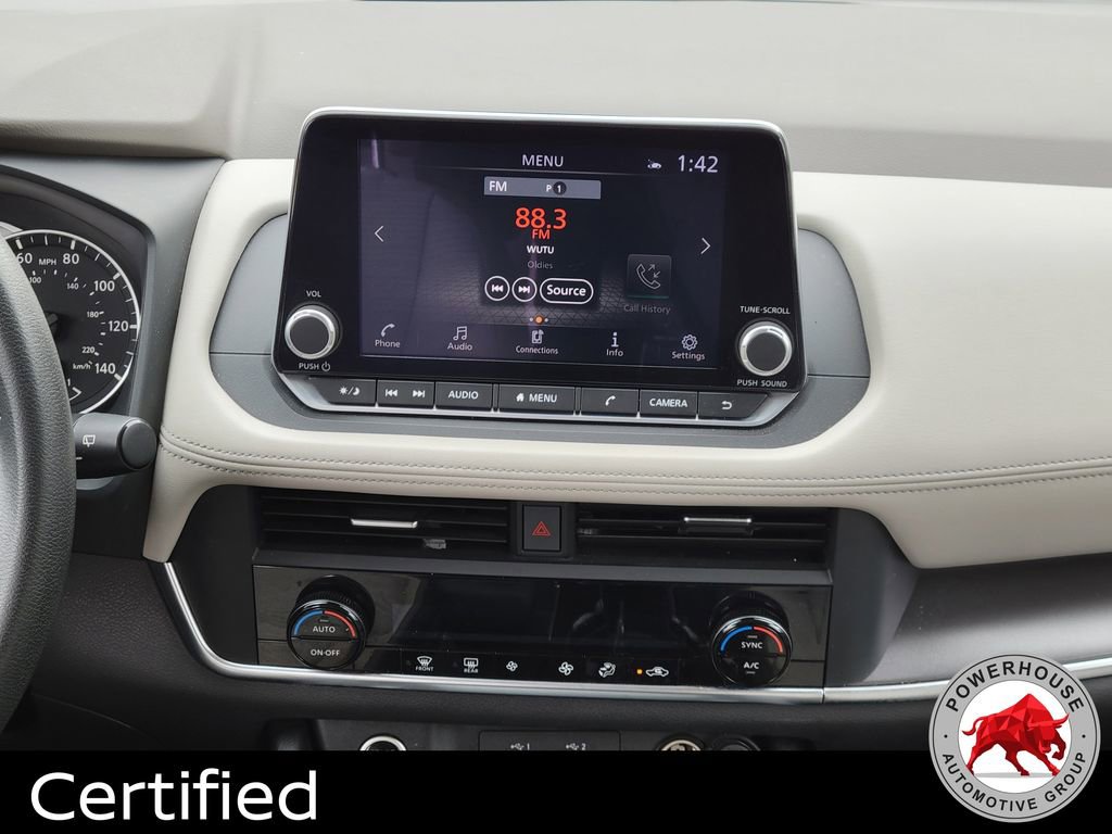 Used 2023 Nissan Rogue SV image 22