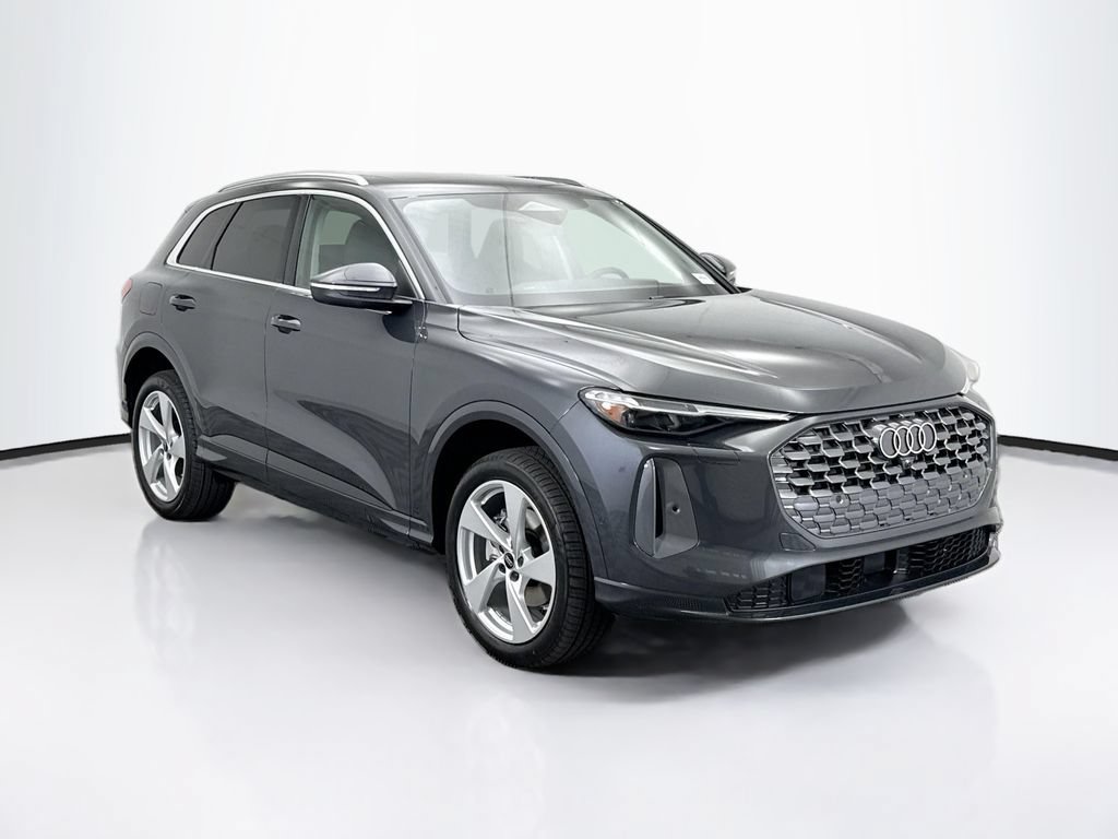 Used 2025 Audi Q5 Premium Plus AWD/4WD image 3