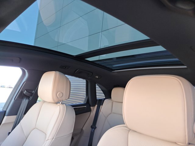 New 2026 Porsche Macan image 35