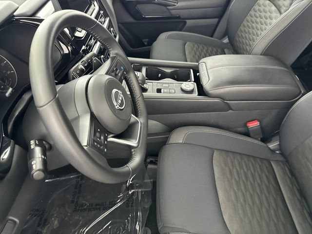 Certified 2025 Nissan Pathfinder SV w/ Cargo Package AWD/4WD image 20