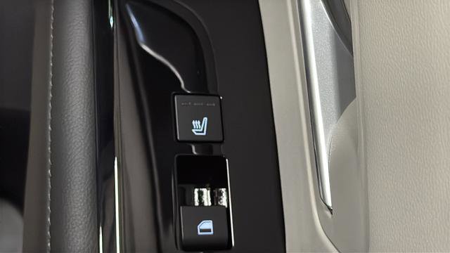 Used 2025 Hyundai Tucson Limited image 38