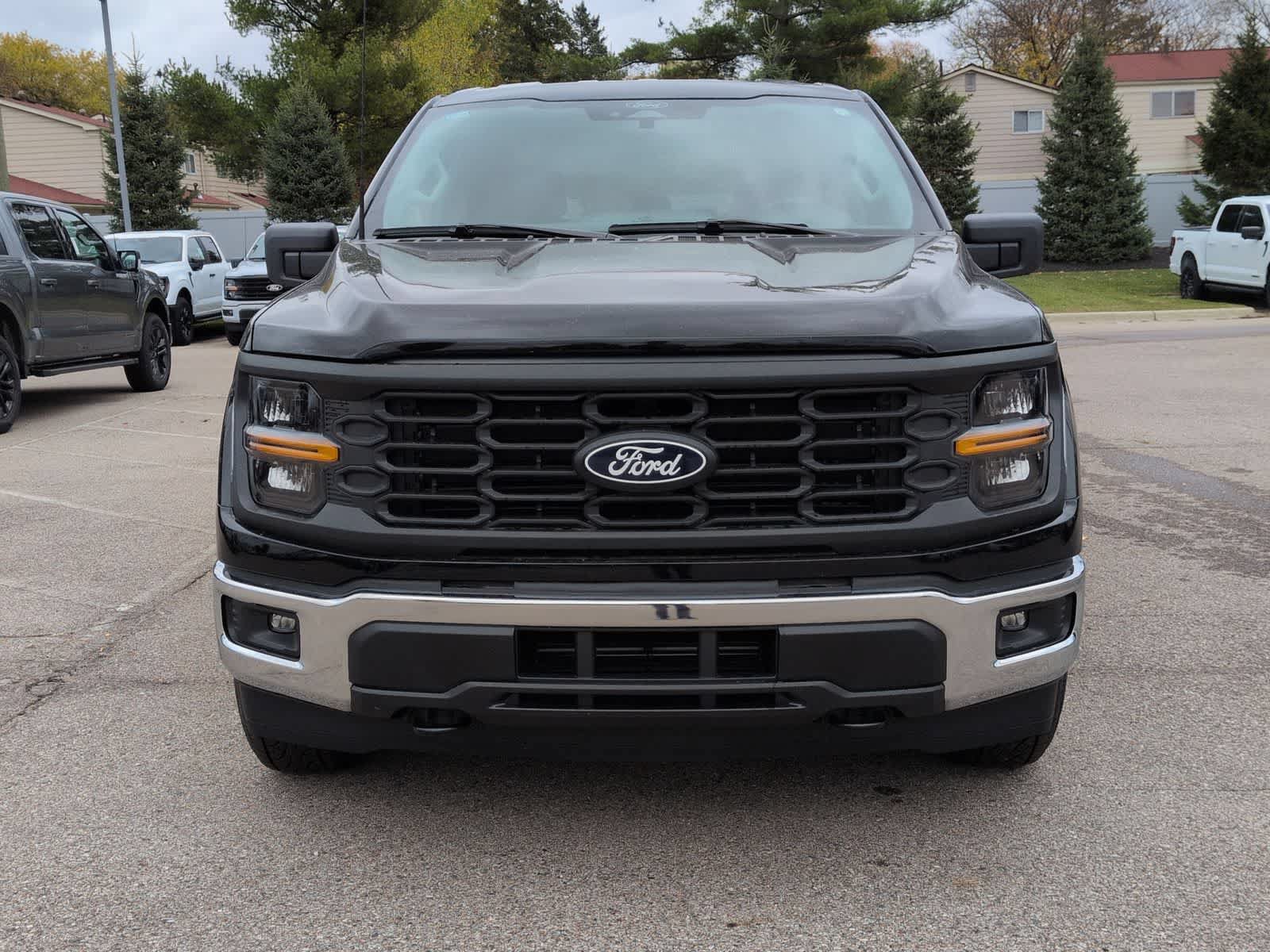 Used 2025 Ford F150 XL w/ Equipment Group 103A High AWD/4WD image 3