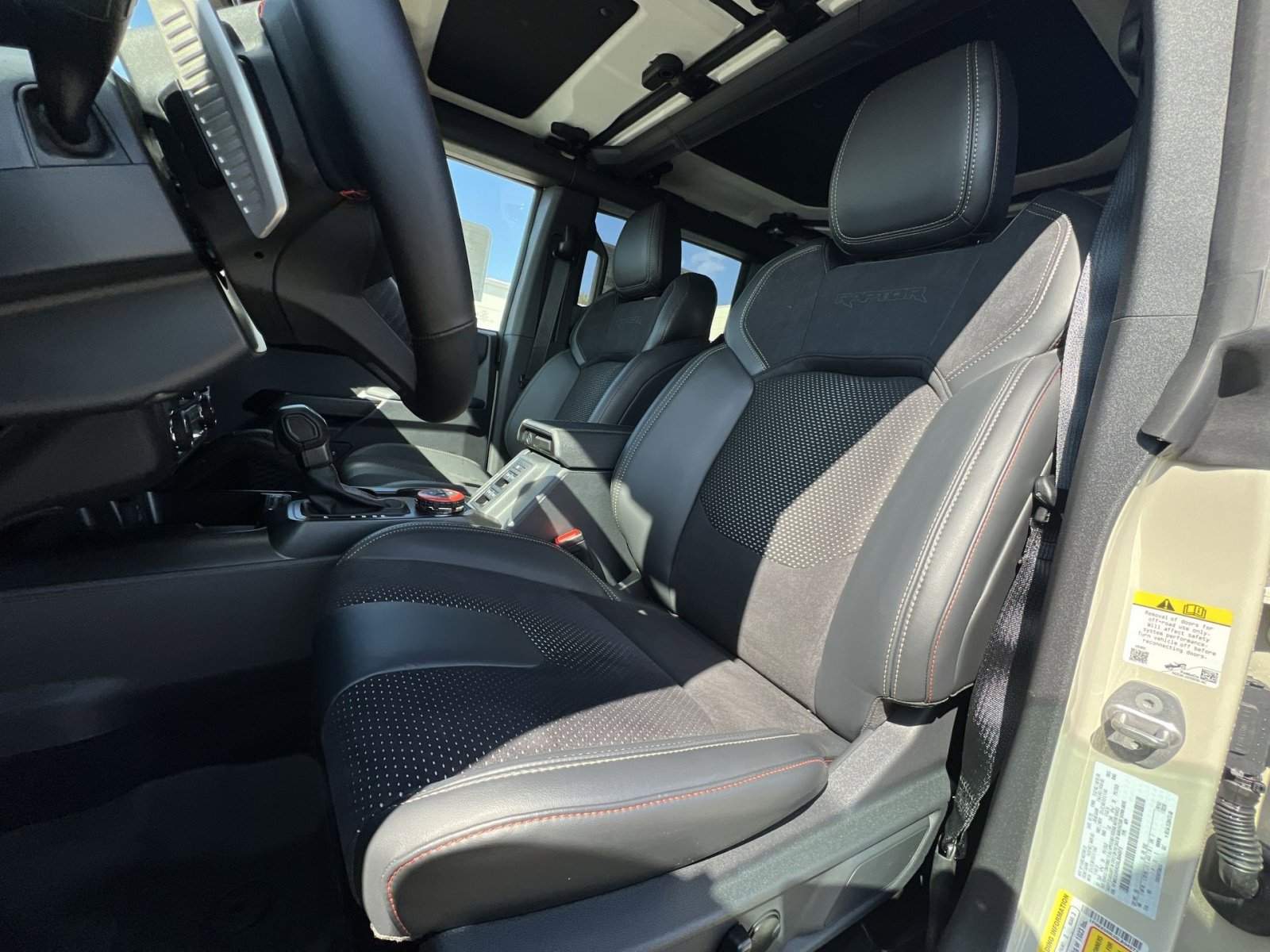 New 2025 Ford Bronco Raptor w/ Interior Carbon Fiber Pack image 13