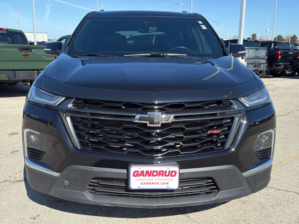 Used 2023 Chevrolet Traverse RS image 3