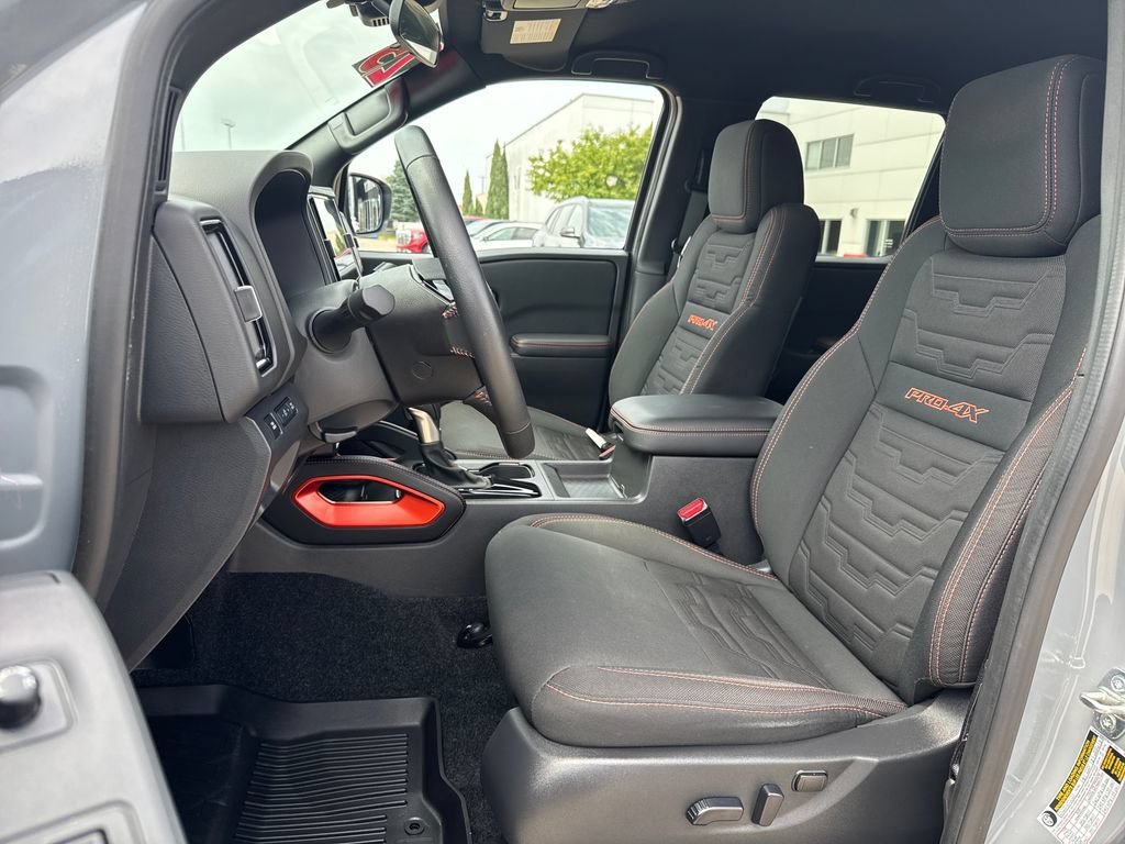 Used 2025 Nissan Frontier PRO-4X w/ Interior Protection Package AWD/4WD image 14