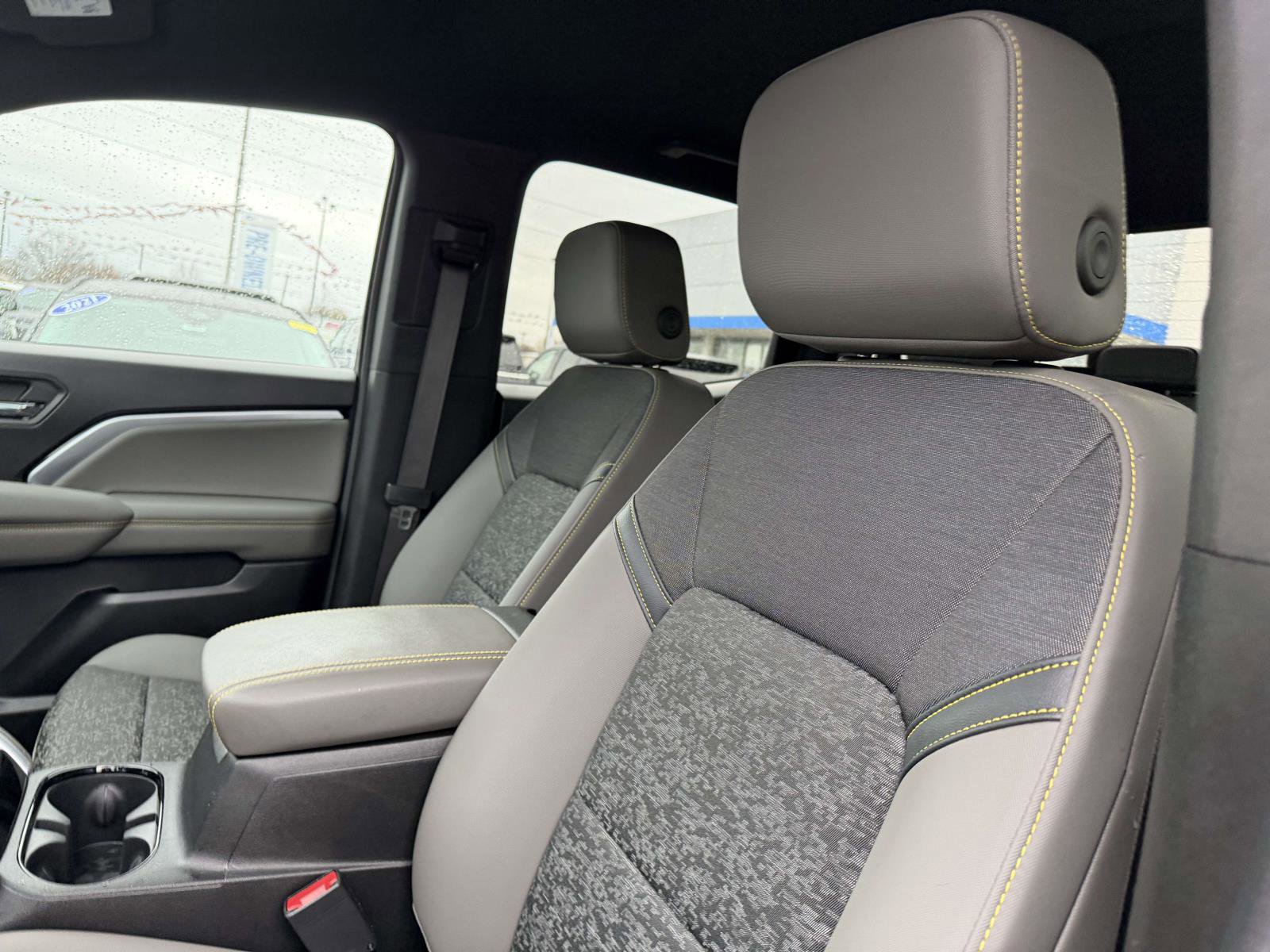 Certified 2024 Chevrolet Colorado ZR2 w/ Safety Package image 11