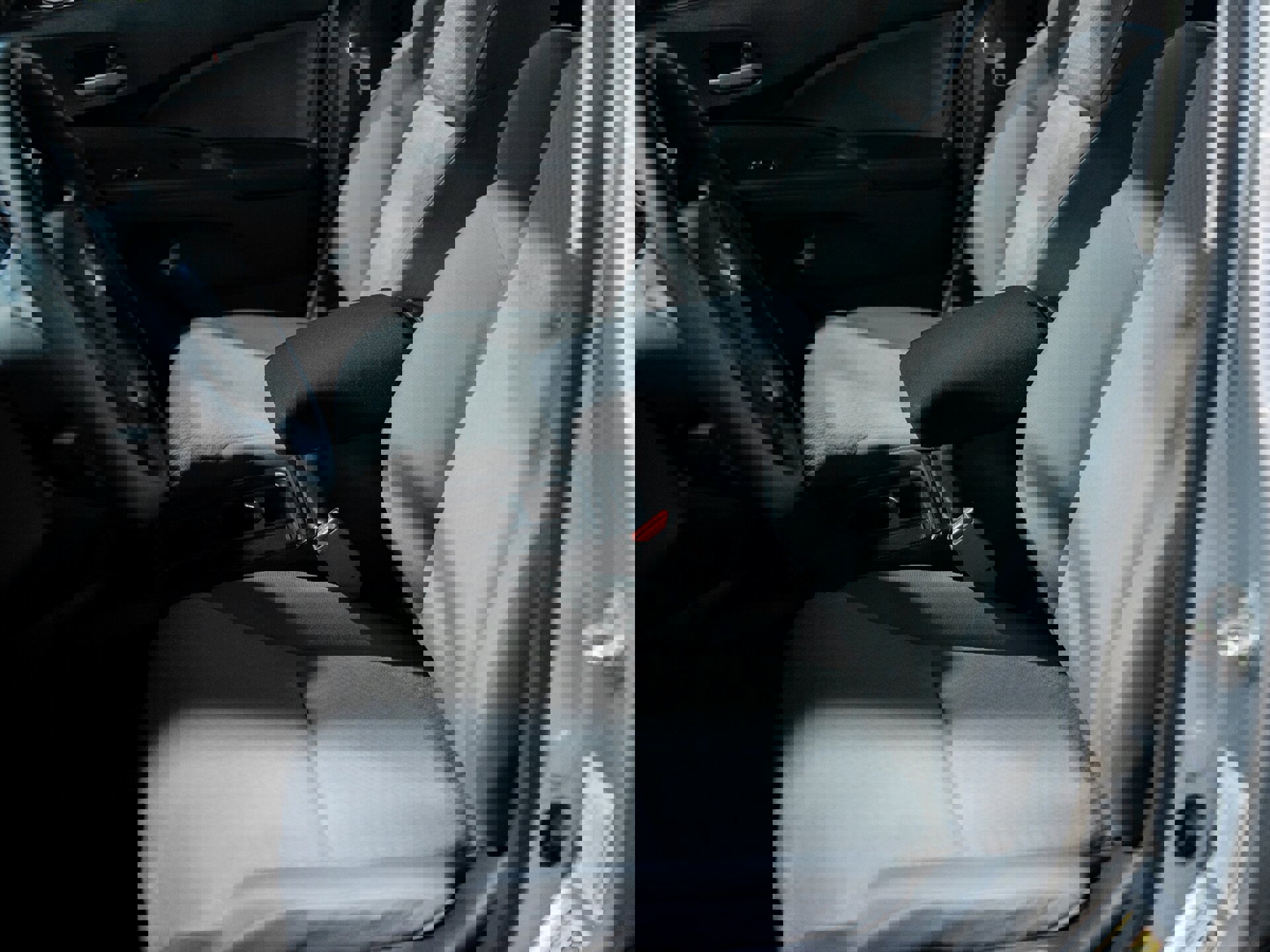 Used 2016 Honda CR-V LX image 32