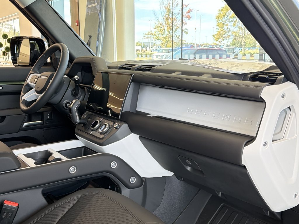 New 2026 Land Rover Defender 110 S AWD/4WD image 16