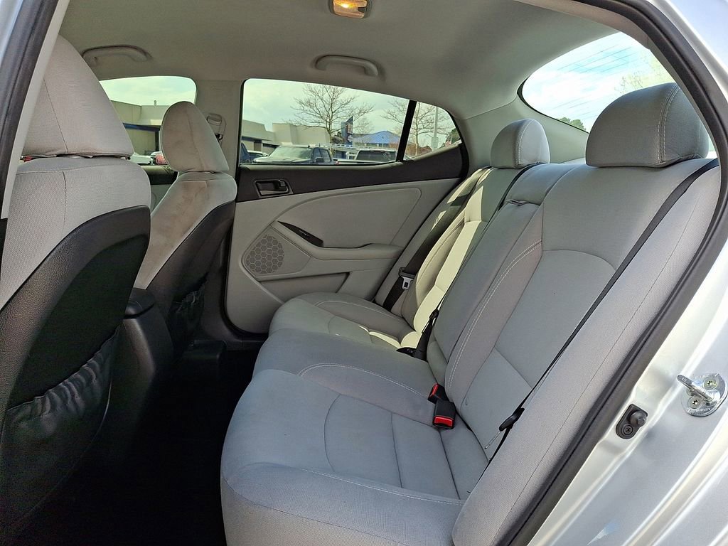 Used 2015 Kia Optima LX image 12