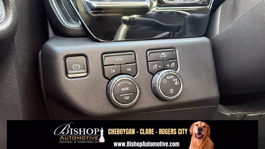 Used 2024 Chevrolet Silverado 1500 LT AWD/4WD image 20