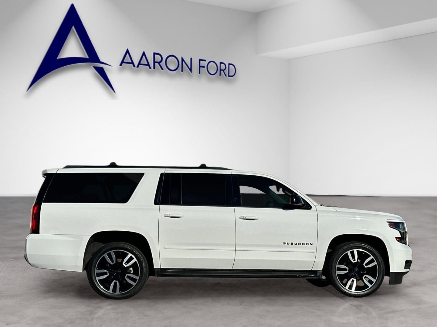 Used 2020 Chevrolet Suburban Premier image 7