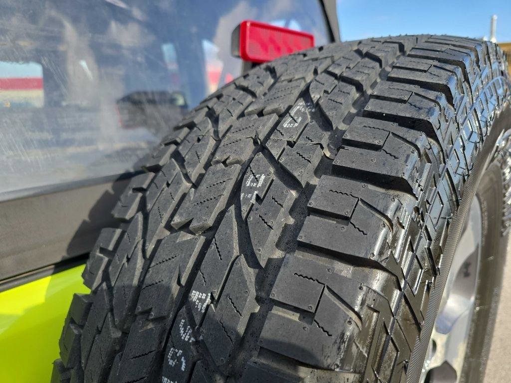 Used 2016 Jeep Wrangler Unlimited Sahara image 29