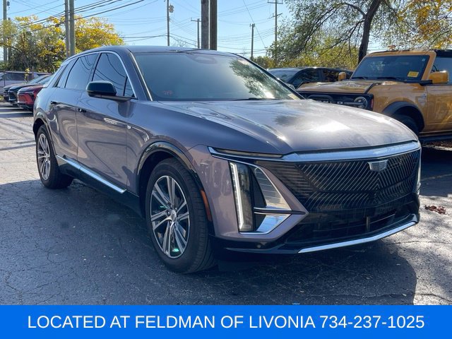 Used 2024 Cadillac Lyriq Luxury AWD/4WD image 4