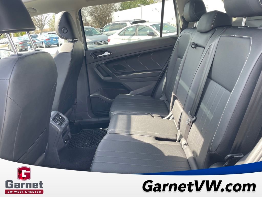 Certified 2023 Volkswagen Tiguan SE w/ Panoramic Sunroof Package image 30