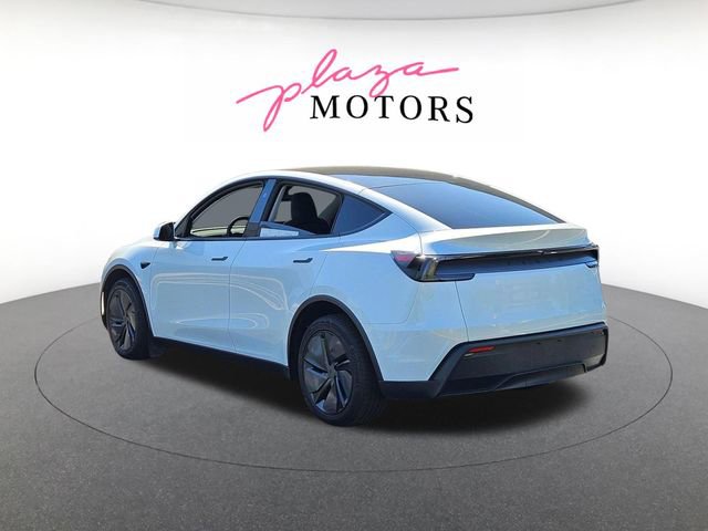 Used 2026 Tesla Model Y 2WD image 7