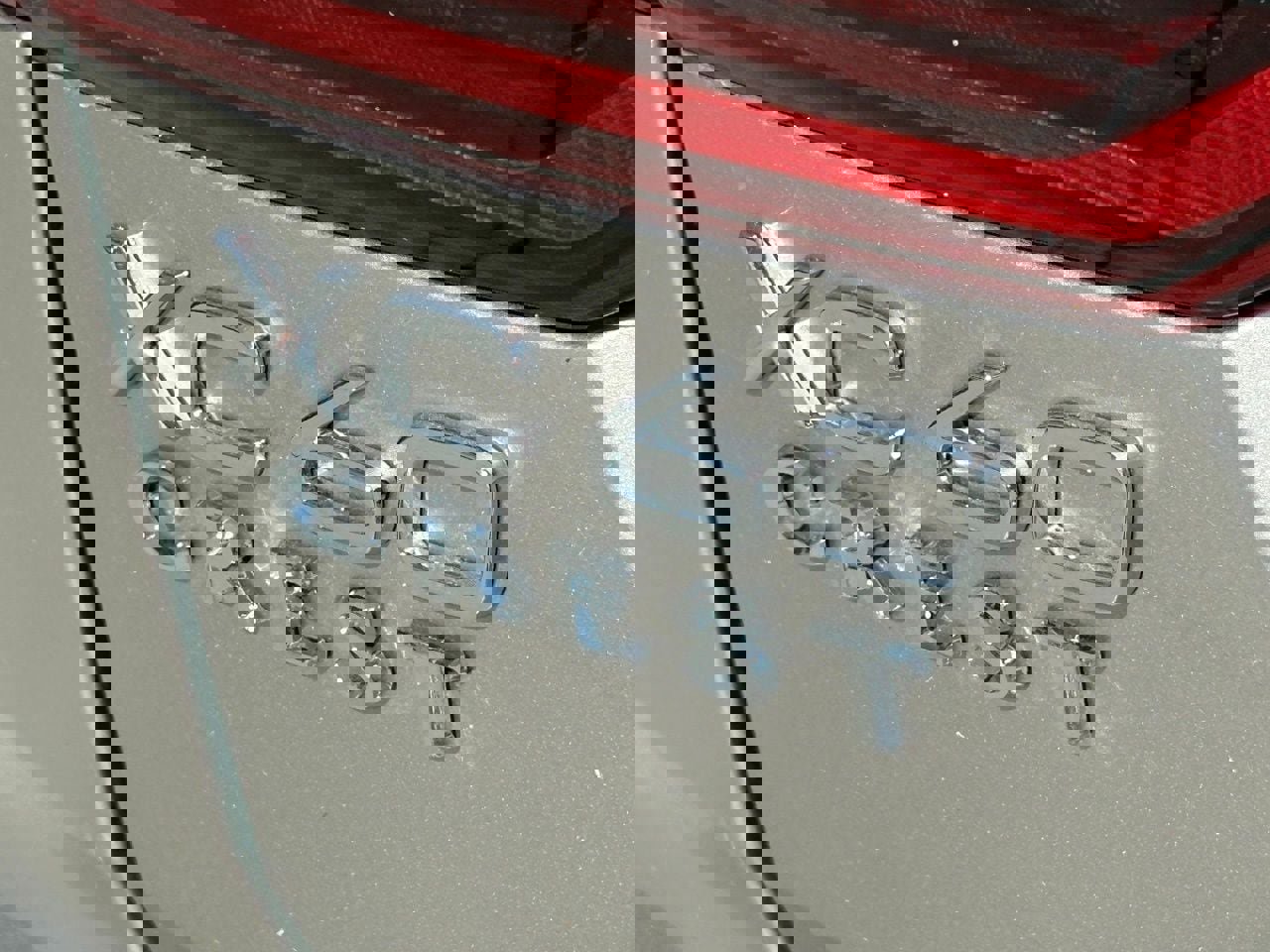 New 2026 Volvo XC60 T8 Plus w/ Protection Package Premier AWD/4WD image 10