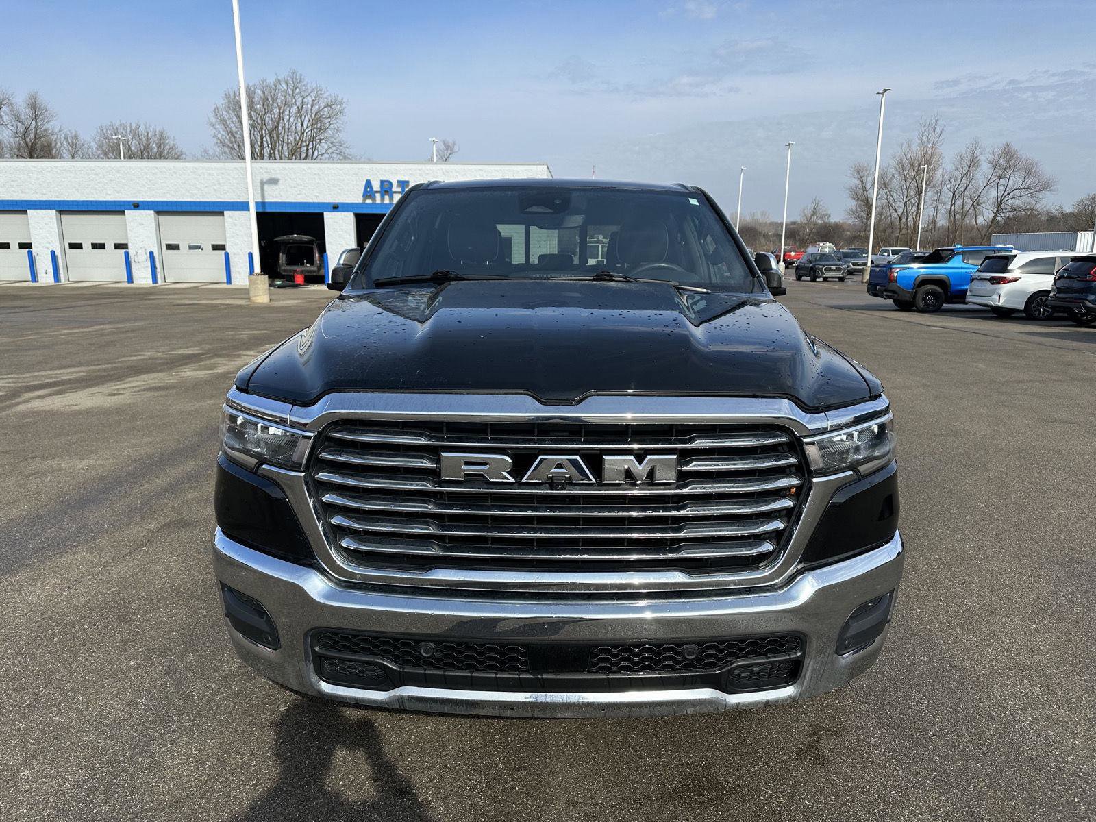 Used 2025 RAM 1500 Laramie image 10