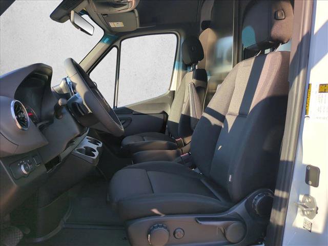 New 2026 Mercedes-Benz Sprinter 2500 image 4