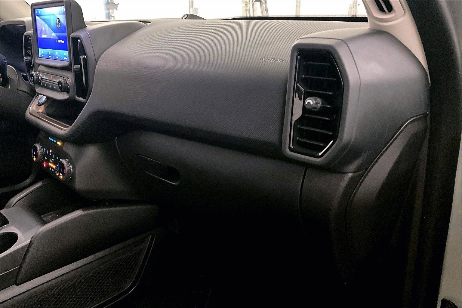 Used 2023 Ford Bronco Sport Outer Banks w/ Tech Package image 15