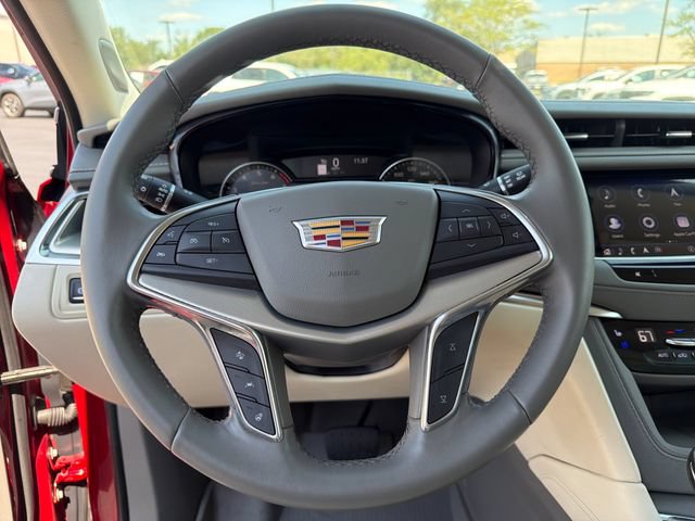 Certified 2021 Cadillac XT5 Premium Luxury AWD/4WD image 14