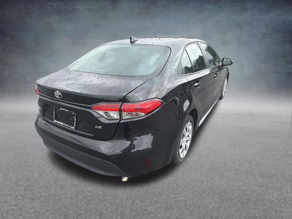 Used 2023 Toyota Corolla LE FWD image 5