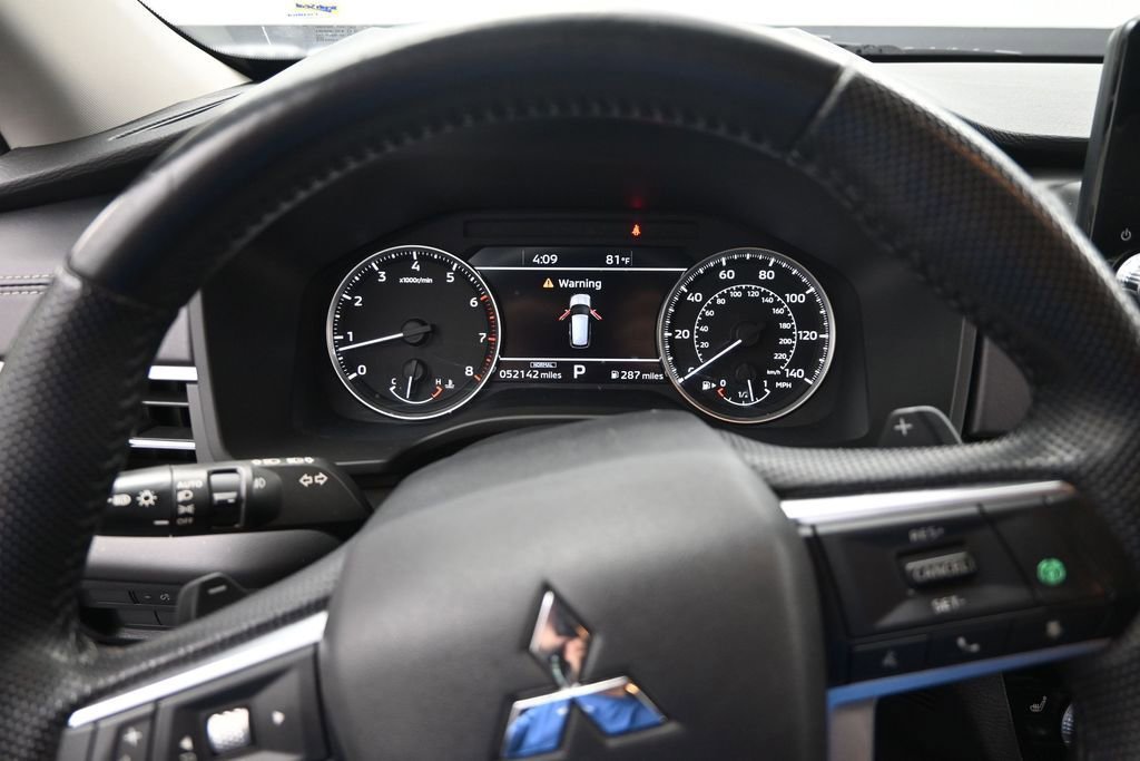 Used 2022 Mitsubishi Outlander SE AWD/4WD image 14