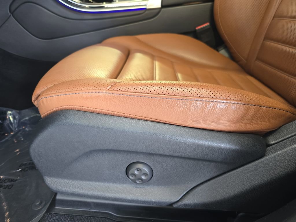 Certified 2022 Mercedes-Benz GLC 300 image 32