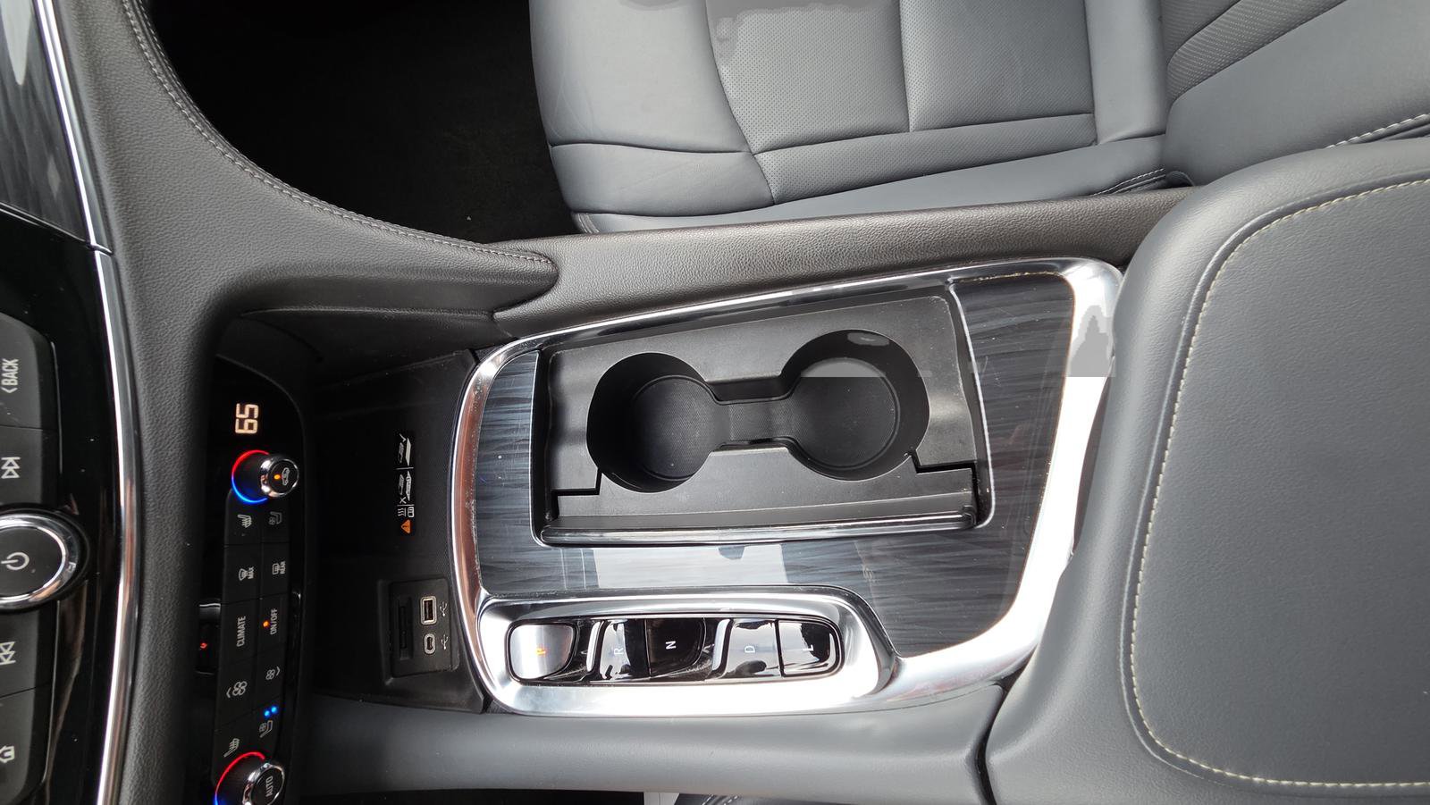 Used 2024 Buick Enclave Premium image 34