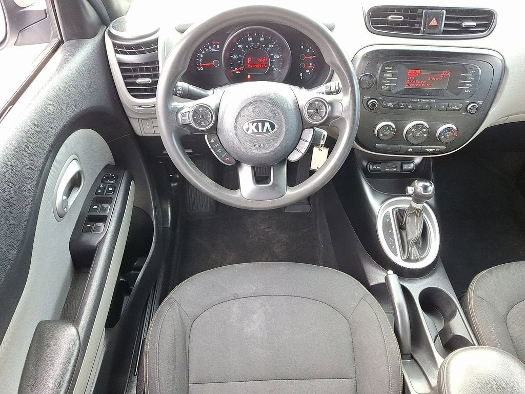 Used 2015 Kia Soul + image 12