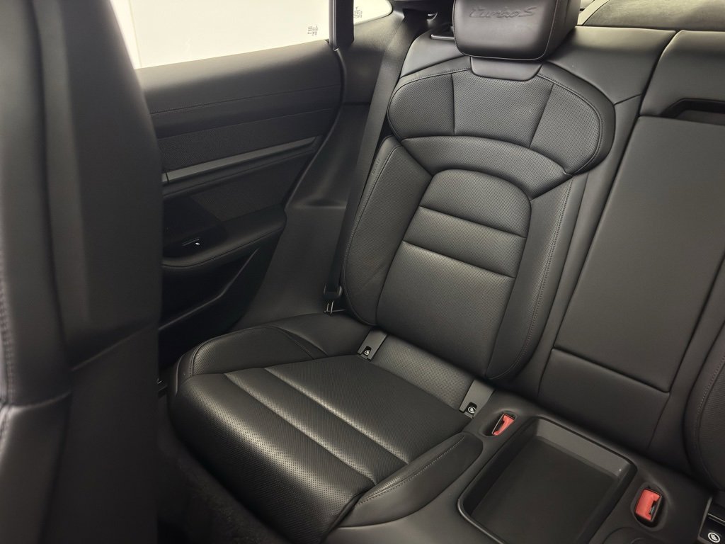 Used 2021 Porsche Taycan Turbo S image 12