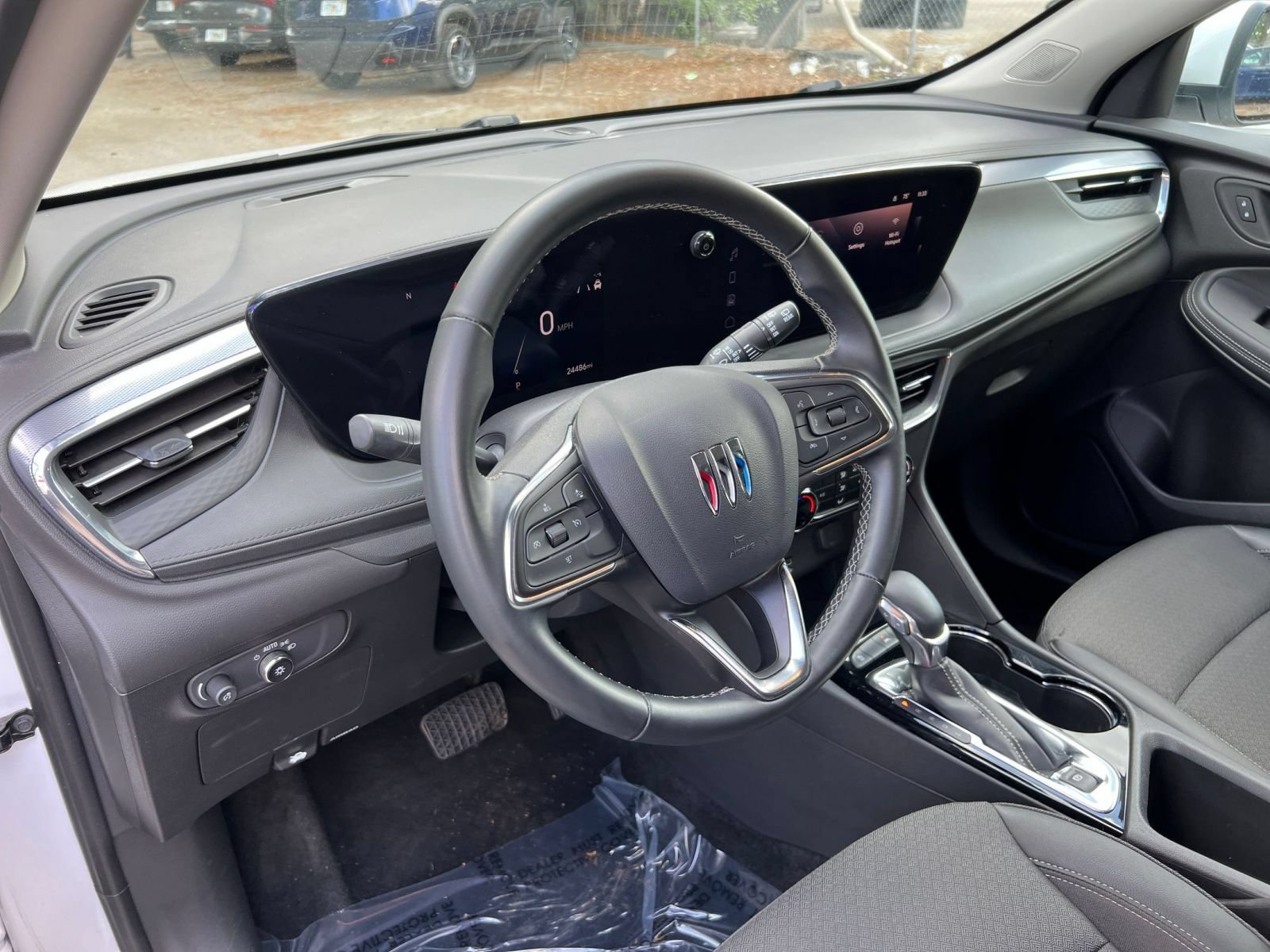 Used 2025 Buick Encore GX Preferred FWD image 35