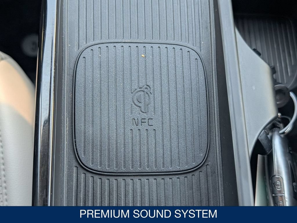 Certified 2025 Hyundai Tucson Limited AWD/4WD image 30