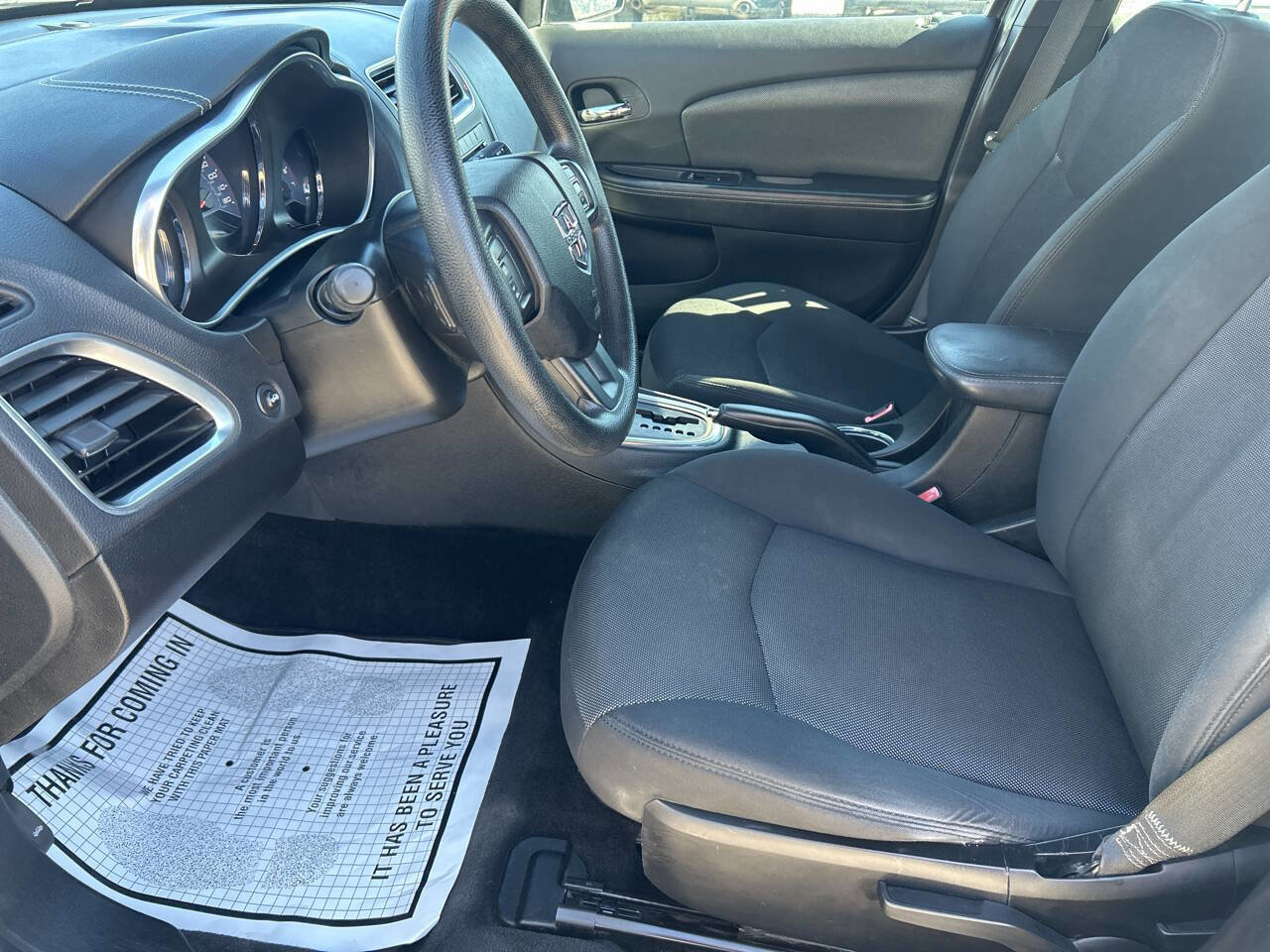 Used 2013 Dodge Avenger SE FWD image 14