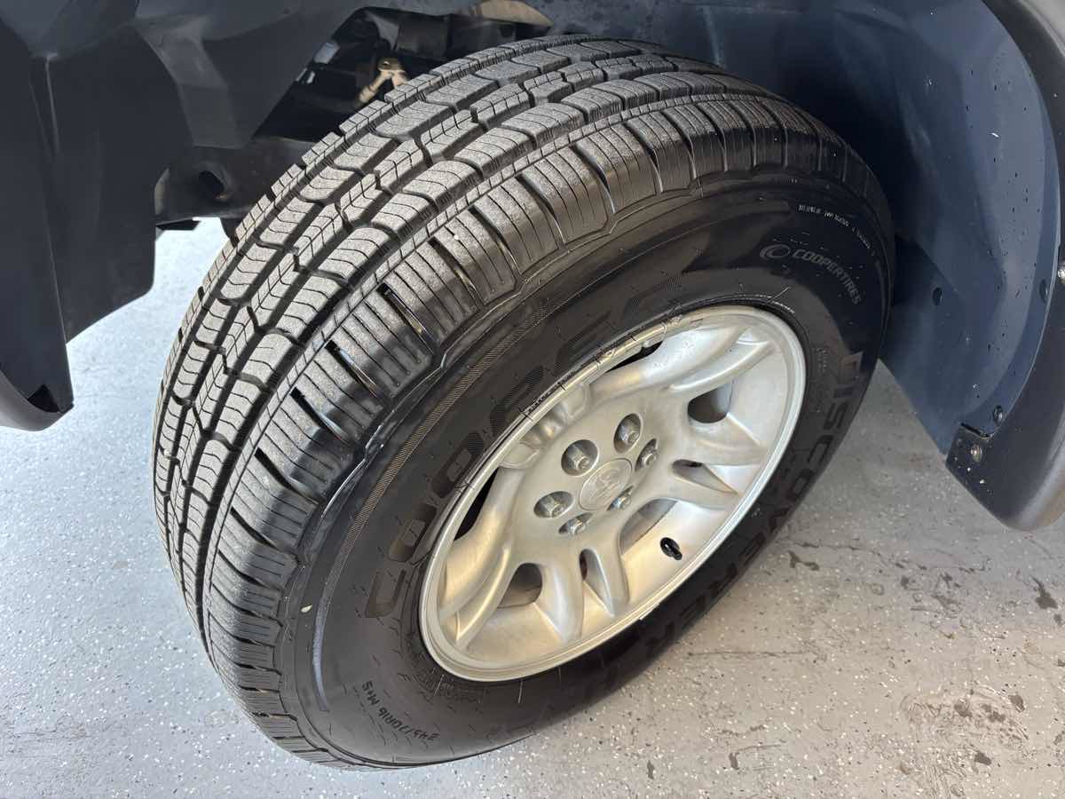 Used 2004 Dodge Dakota SLT w/ PWR Convenience Group RWD image 25