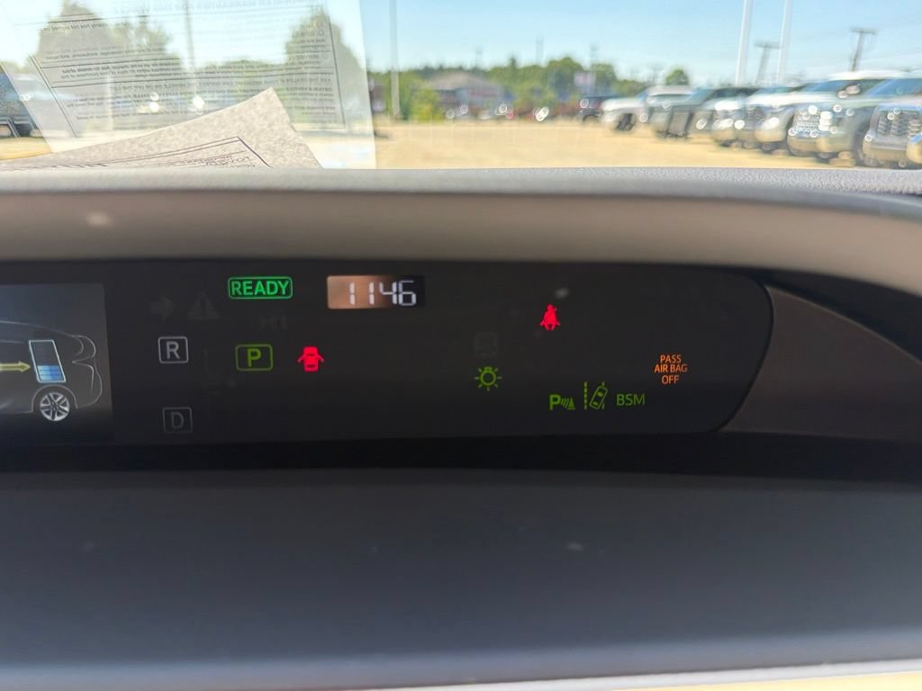 Used 2022 Toyota Prius XLE w/ Advanced Technology Package AWD/4WD image 15