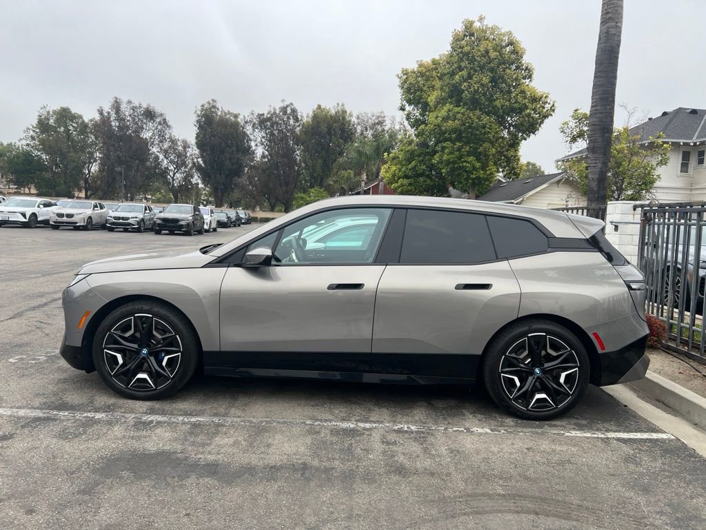 Certified 2023 BMW iX M60 AWD/4WD image 4