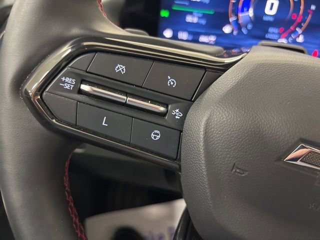 Used 2025 Chevrolet Traverse RS AWD/4WD image 34