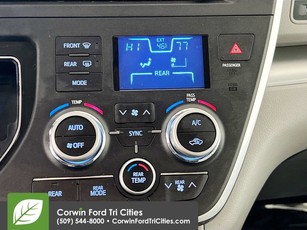 Used 2016 Toyota Sienna LE image 9