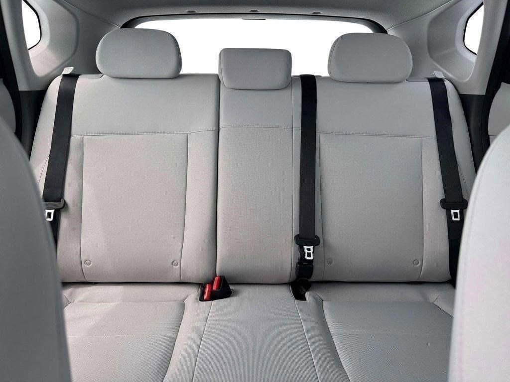 New 2026 Hyundai Kona SE image 16