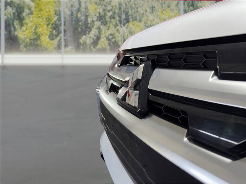 Used 2024 Mitsubishi Outlander Sport SE image 19