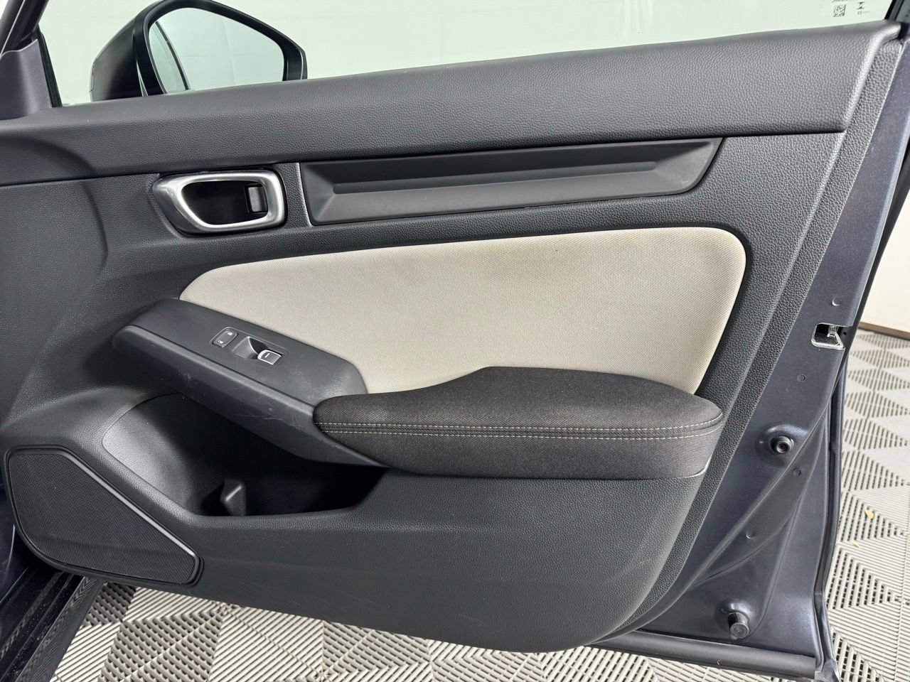 Used 2023 Honda Civic LX image 31