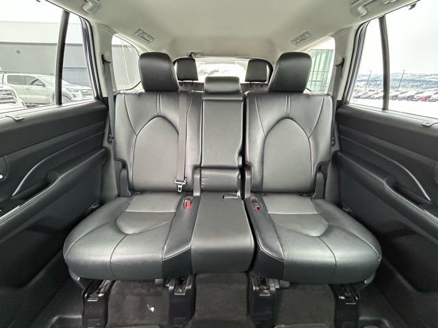 Used 2024 Toyota Grand Highlander XLE image 37