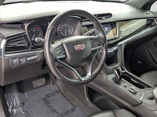 Used 2022 Cadillac XT6 Premium Luxury w/ Technology Package image 10