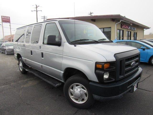 Used 2014 Ford E-350 and Econoline 350 XL w/ Power Windows & Locks Group RWD image 1