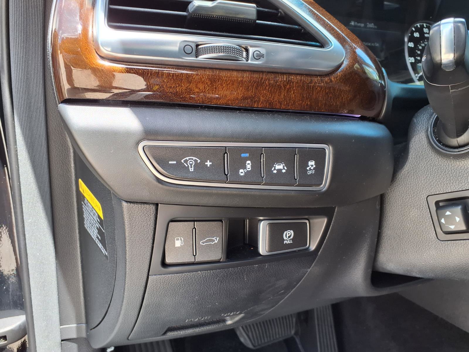 Used 2017 Genesis G90 5.0 Ultimate image 21